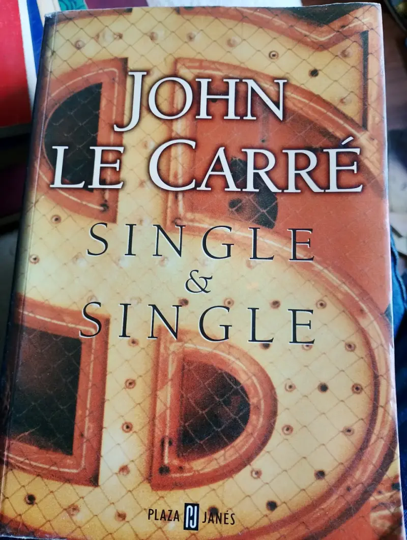Libro 'Single & Single' de John le Carré - 1