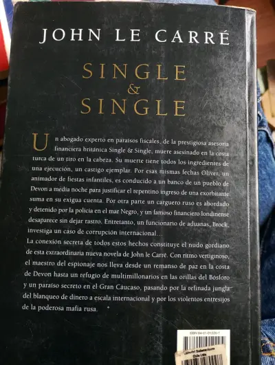 Libro 'Single & Single' de John le Carré - miniatura 2