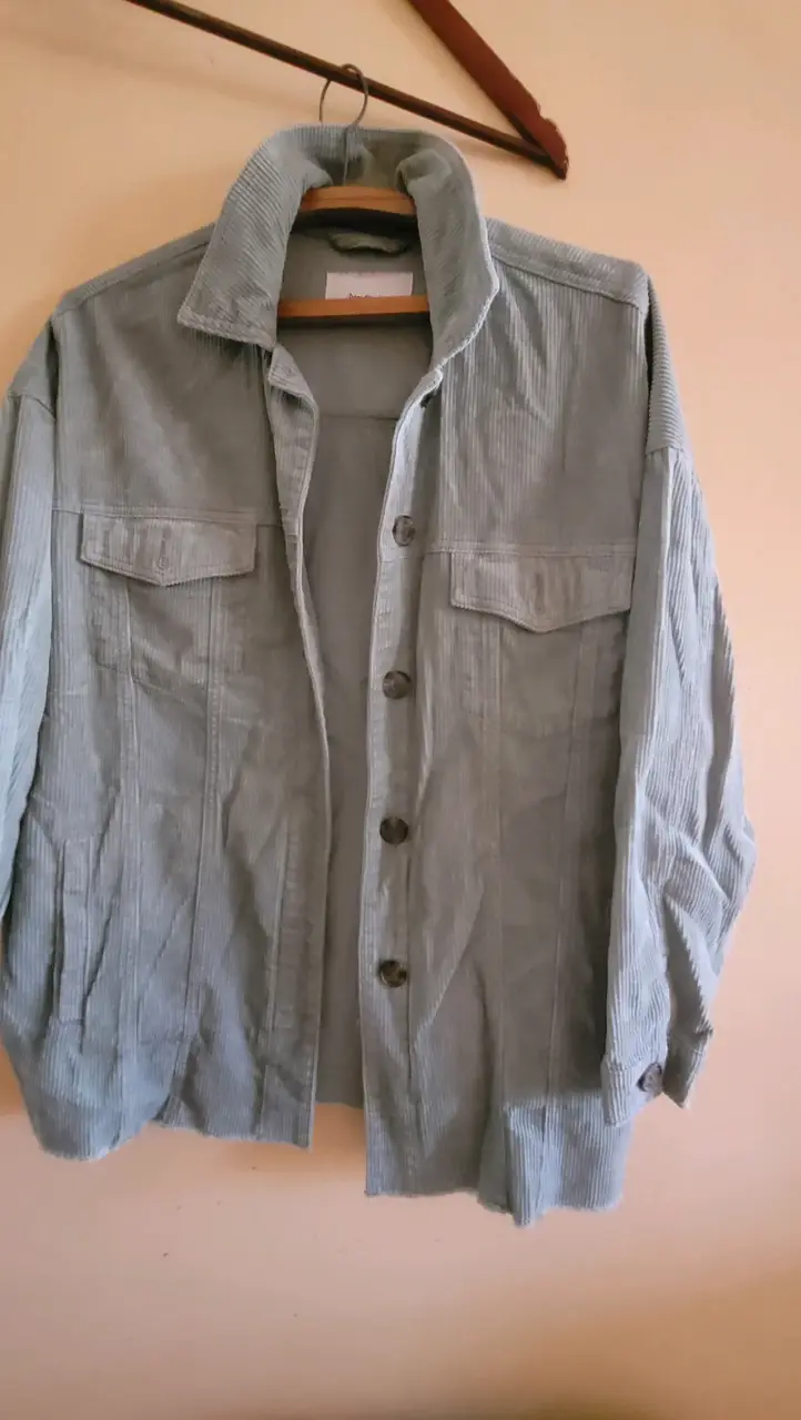 Chaqueta de pana gris