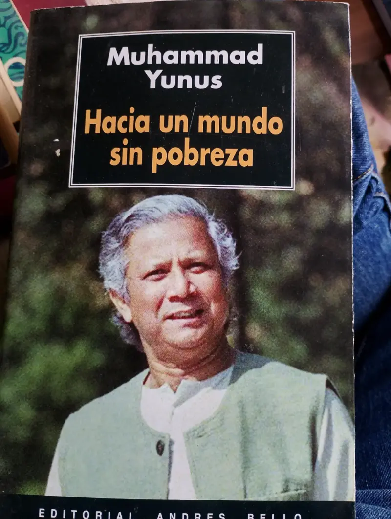 Libro 'Hacia un mundo sin pobreza' - 1