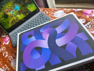 iPad air m1 256gb - miniatura 3