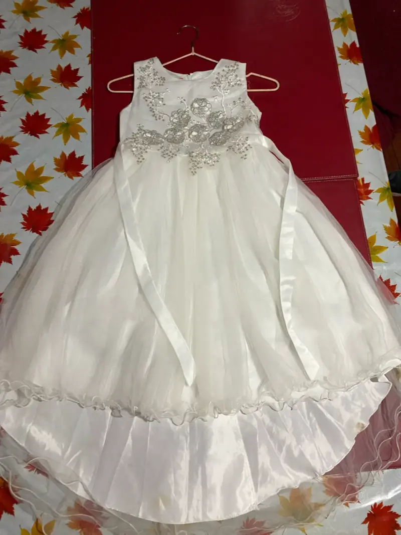 Vestido blanco de fiesta para niña - 1