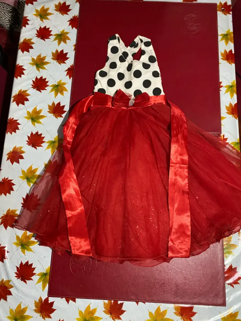 Vestido de niña rojo con lunares - 1