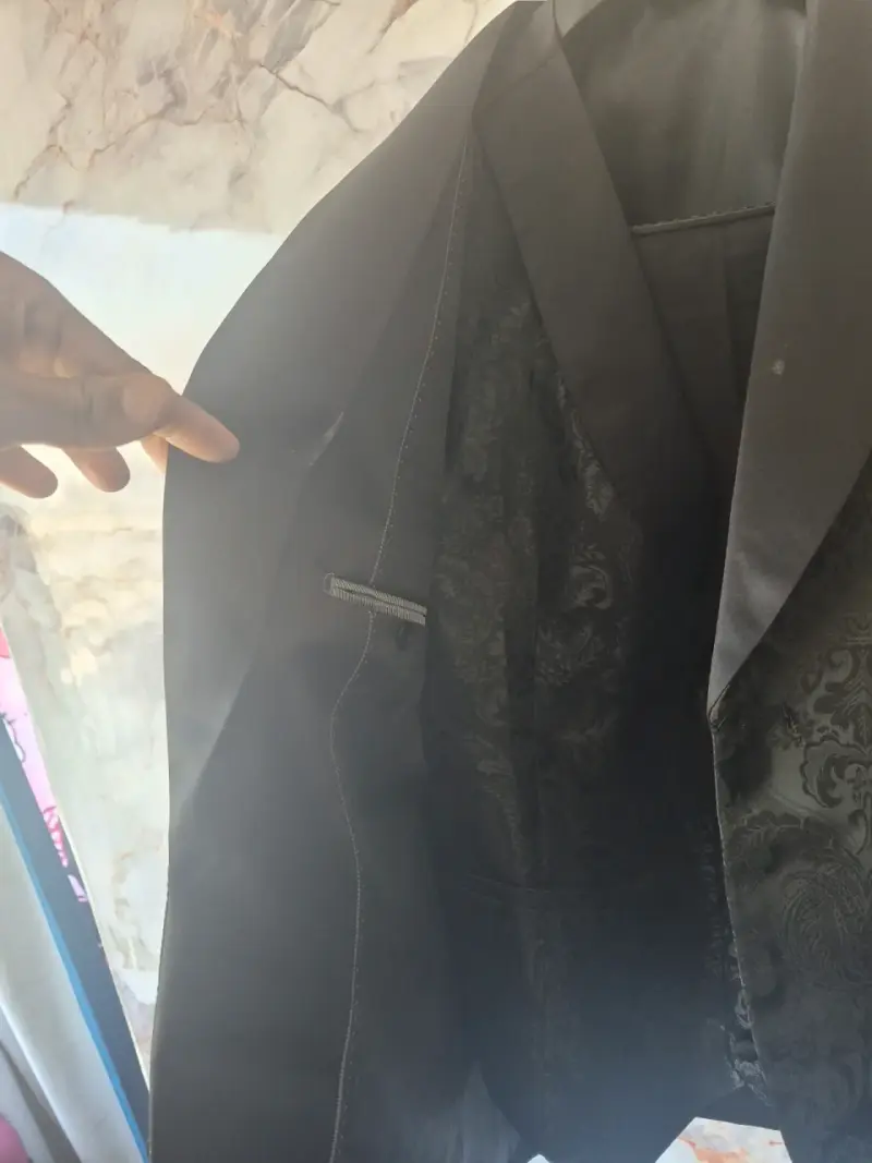Blazer negro elegante - 1