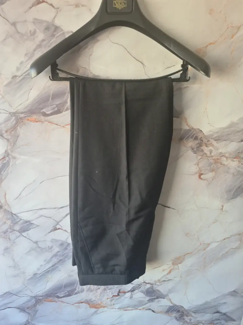 Blazer negro elegante - 6