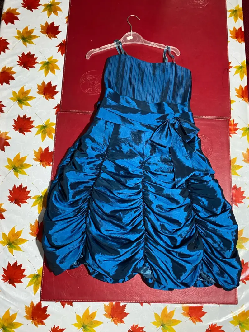 Vestido azul elegante - 3