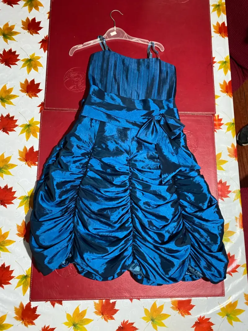 Vestido azul elegante - 4