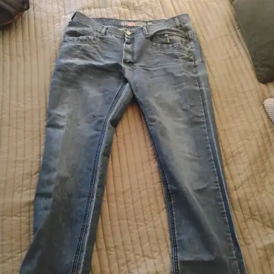 Jeans azul desgastado (52) - miniatura 1