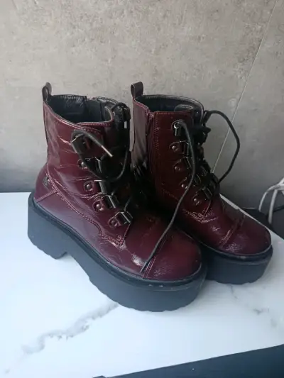 Botines burdeos charol con plataforma - miniatura 4