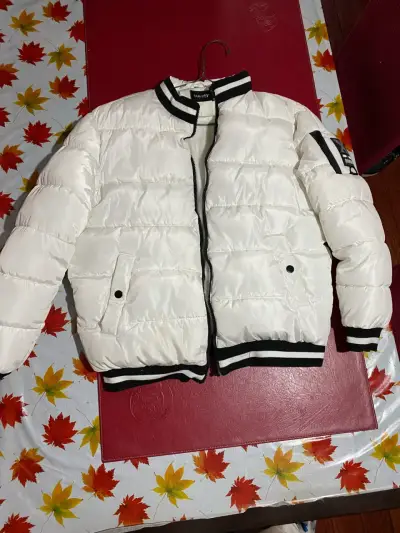 Chaqueta acolchada blanca - miniatura 2