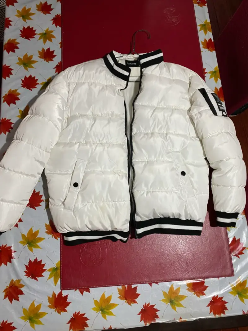 Chaqueta acolchada blanca - 3