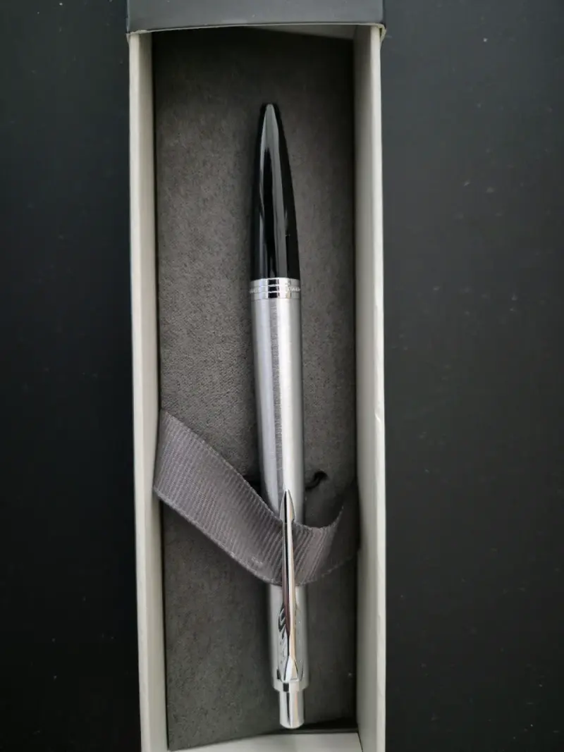 Bolígrafo metálico en estuche - 1
