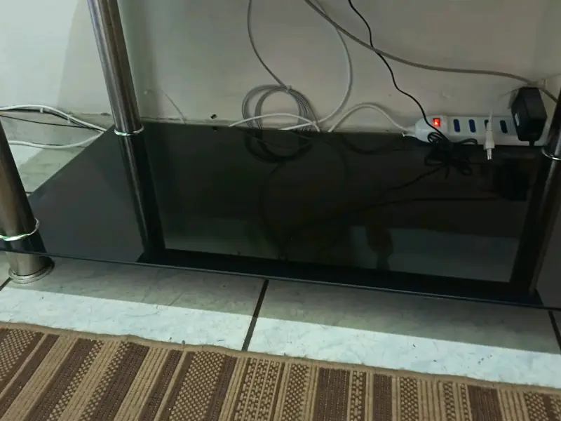 Mesa de centro negra con cristal - 2