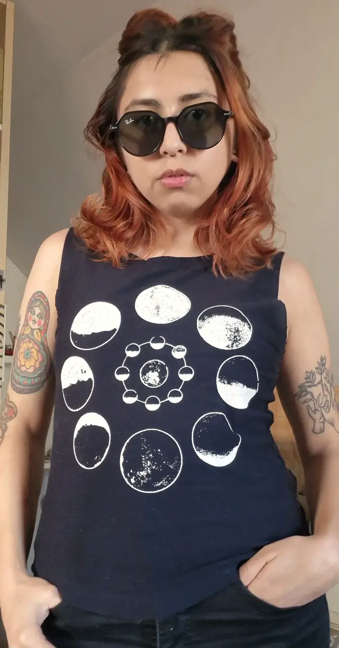 Polera sin mangas fases de la luna. Talla S - 1