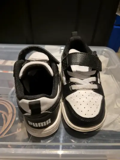 Zapatillas infantiles blancas y negras - miniatura 3