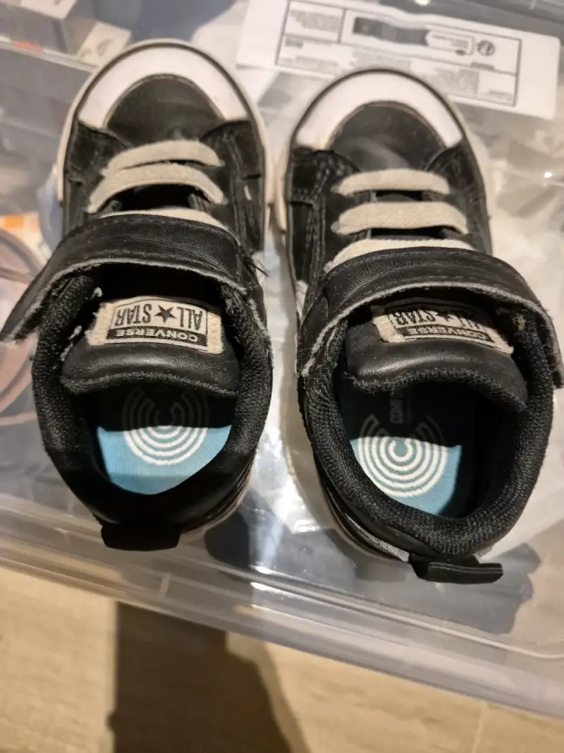 Zapatillas negras Converse niño - 3
