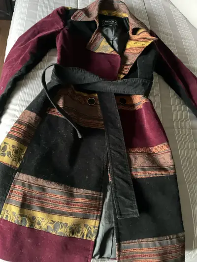Abrigo multicolor con diseño étnico - miniatura 1