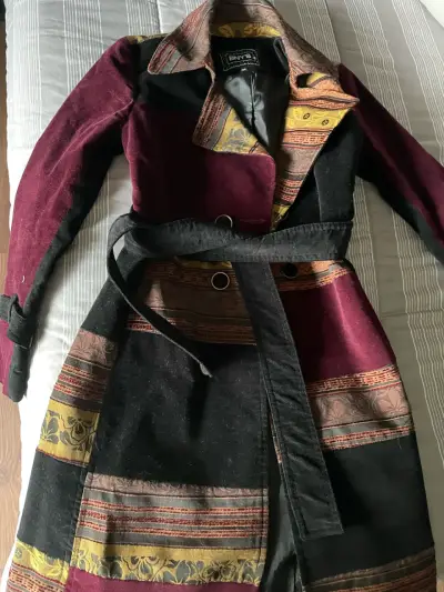 Abrigo multicolor con diseño étnico - miniatura 2
