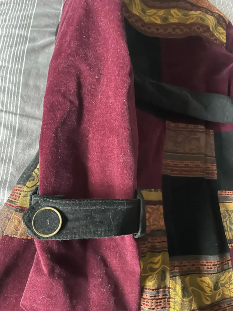 Abrigo multicolor con diseño étnico - 4