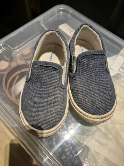 Zapatillas infantiles de mezclilla talla 24 - miniatura 1