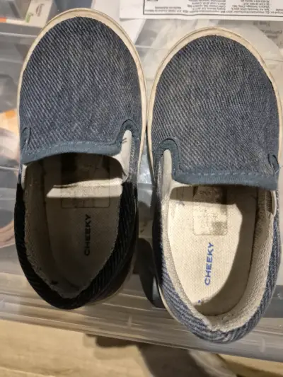 Zapatillas infantiles de mezclilla talla 24 - miniatura 3