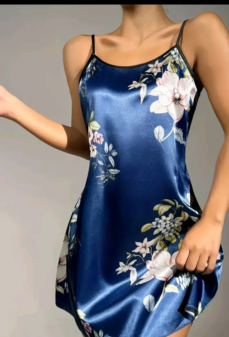 Camisola azul con mariposas talla L - 1