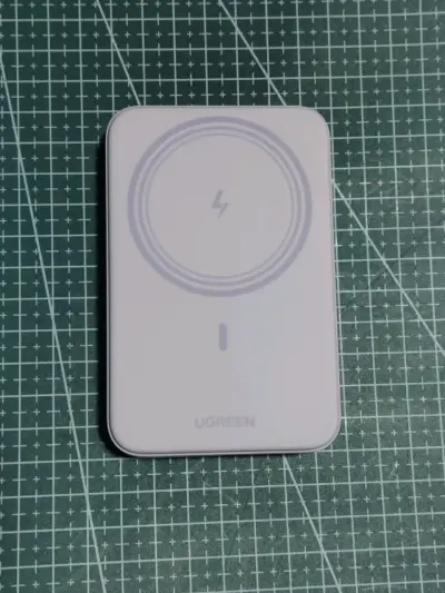 Batería externa UGREEN 10000mAh magsafe - miniatura 3