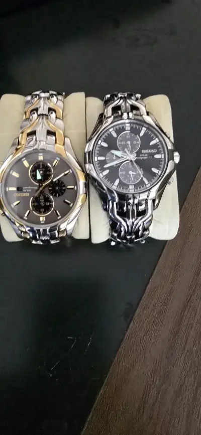 Relojes Seiko solares metálicos - miniatura 2