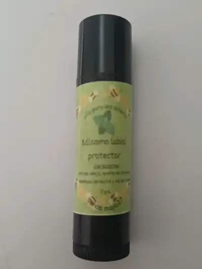Bálsamo labial hidratante 5g - miniatura 3