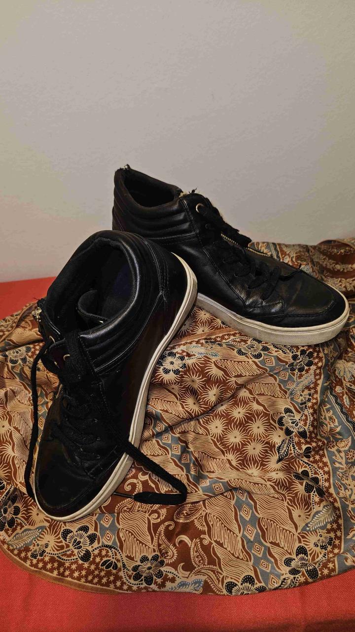 Zapatillas altas blanco y negro - 4