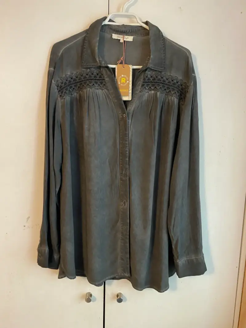 Blusa gris Tatienne encaje - 4
