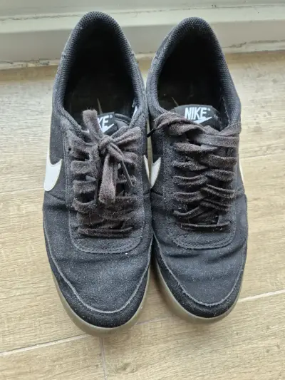 Zapatillas negras Nike usadas talla 8.5 - miniatura 1