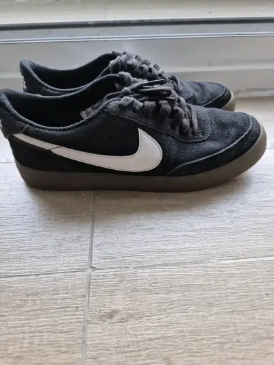 Zapatillas negras Nike usadas talla 8.5 - miniatura 2