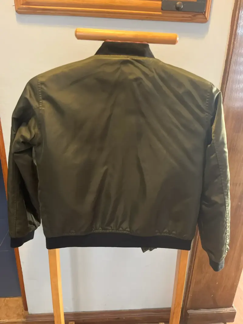 Chaqueta de niño bomber verde con parches - 2