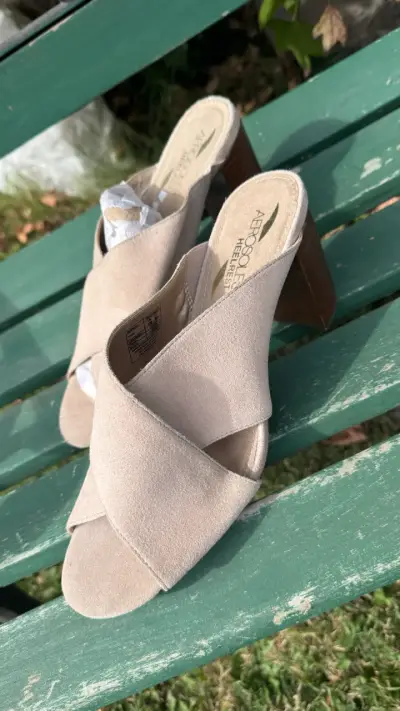 Sandalias Aeropostale beige - miniatura 2