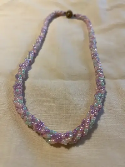 Collar de abalorios trenzados - miniatura 1