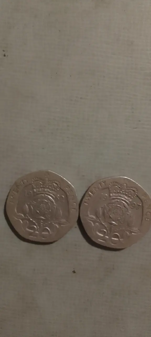 Monedas Gran Bretaña 20 peniques - 2