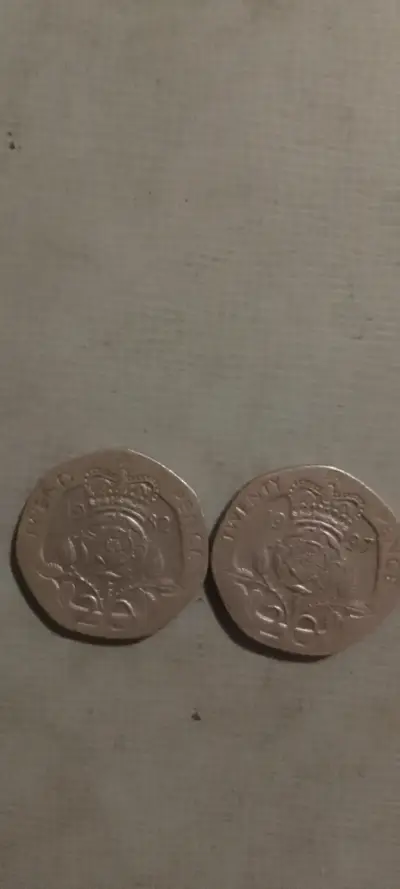 Monedas Gran Bretaña 20 peniques - miniatura 2