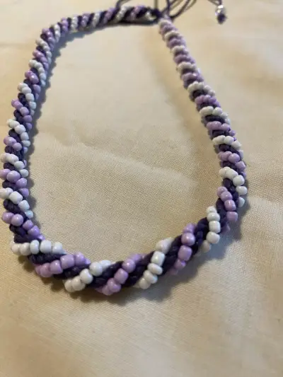 Collar artesanal de cuentas - miniatura 1