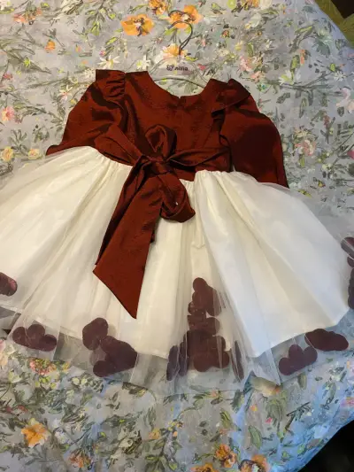 Vestido infantil burdeo y blanco (casa Blanca) - miniatura 1