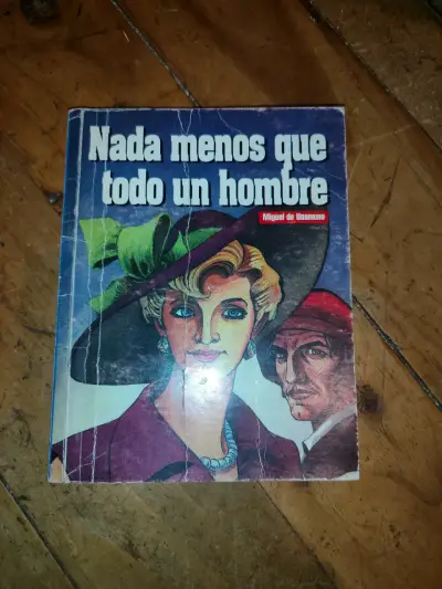 Libro 'Nada menos que todo un hombre' - miniatura 1
