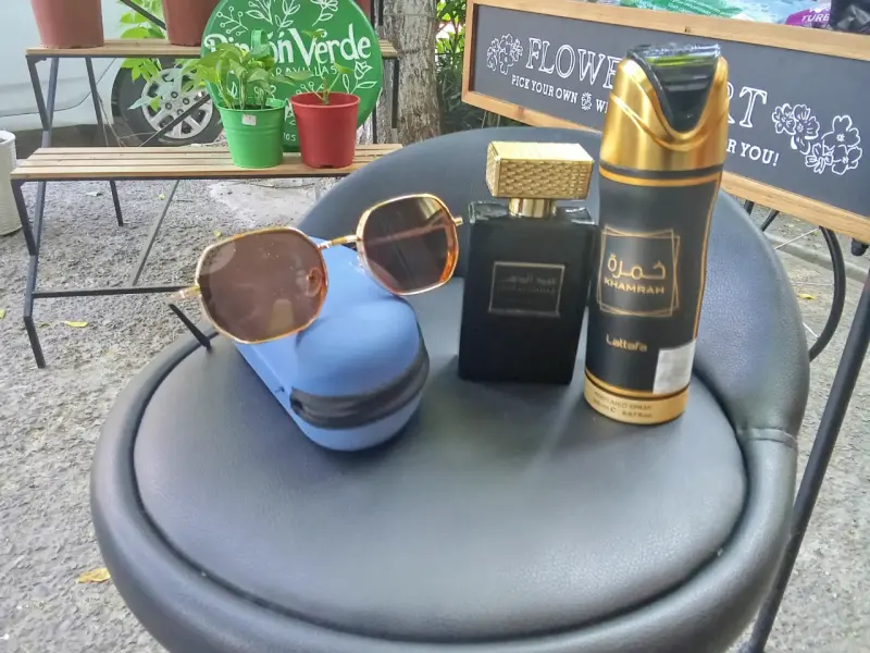 Perfume y desodorante Khamrah - 1