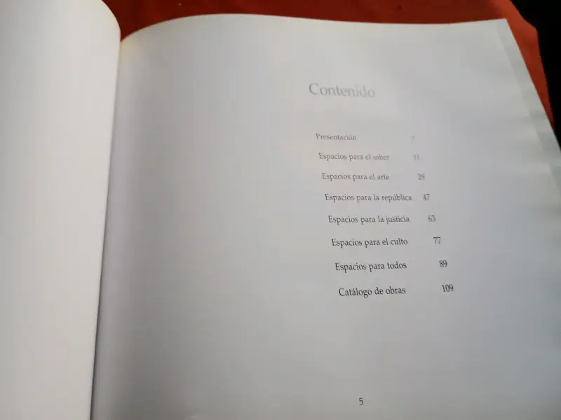 Libro Espacios Públicos de Santiago - 5