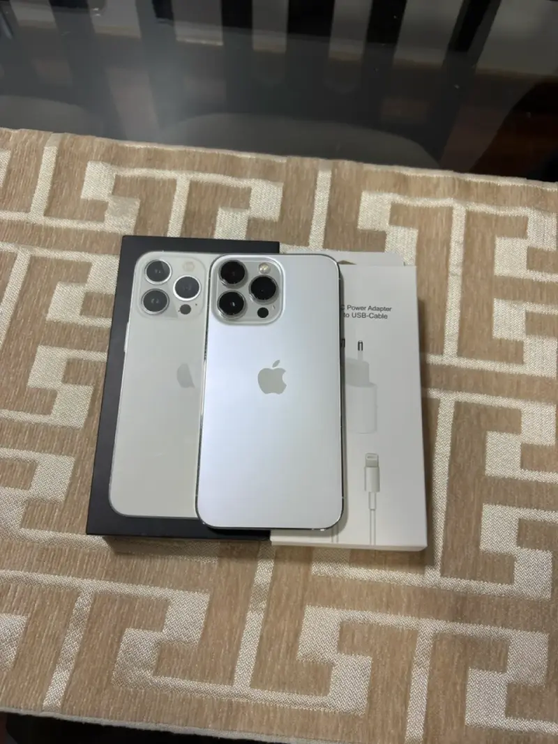 iPhone 13 pro - 1