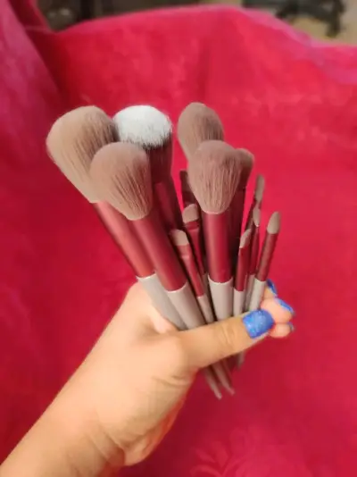 Set de brochas y bolso tote - miniatura 1