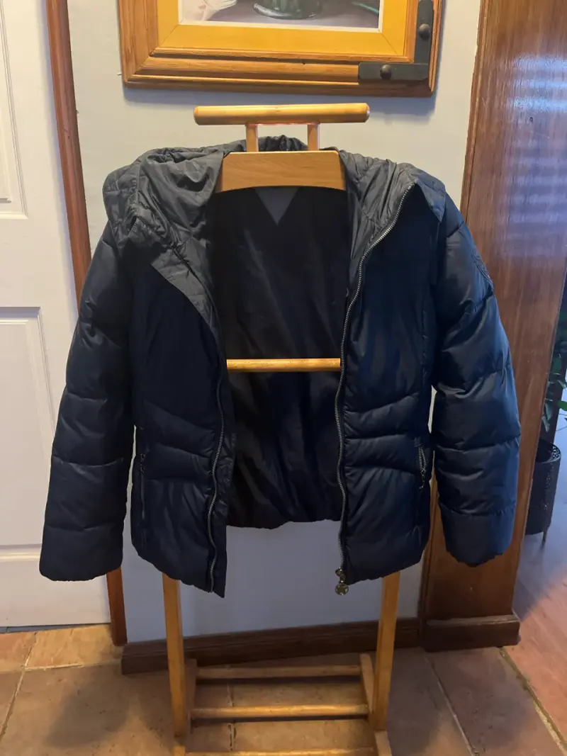 Chaqueta de niña acolchada azul con capucha - 1