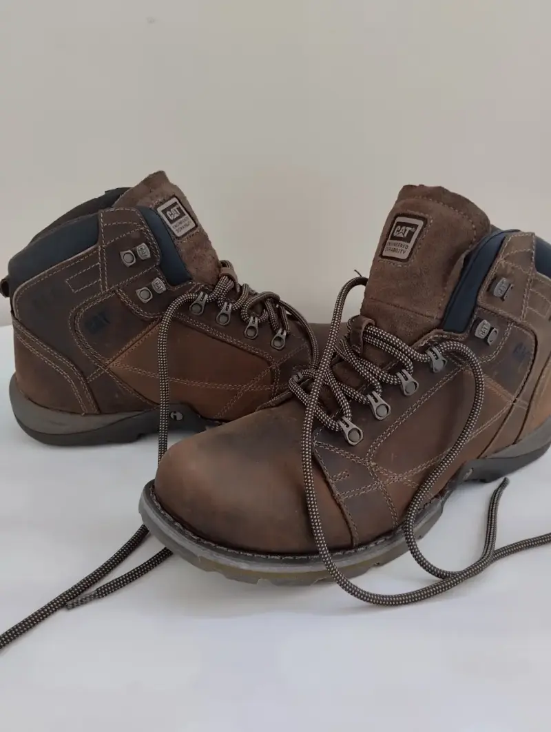 Botin CAT color beige oscuro talla 43 - 4
