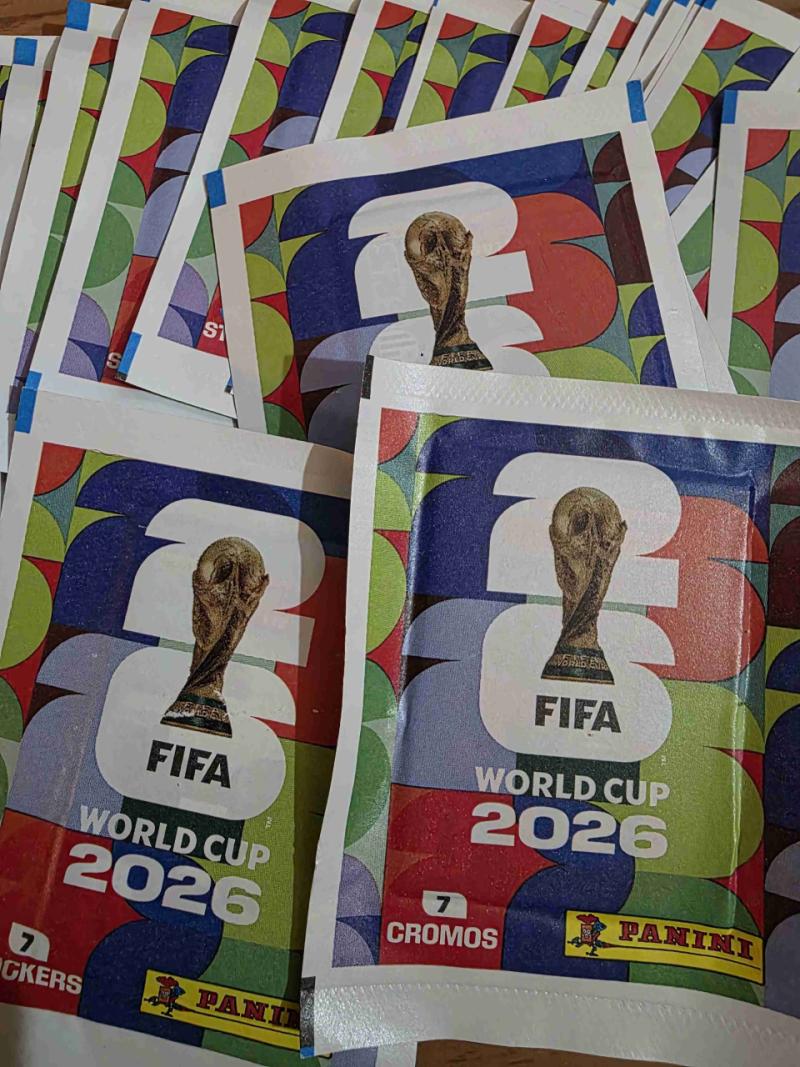 Caja 25 sobres Panini Mundial 2026 - 4
