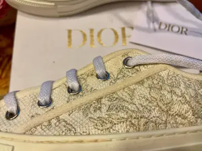 Zapatillas Christian Dior doradas - miniatura 3