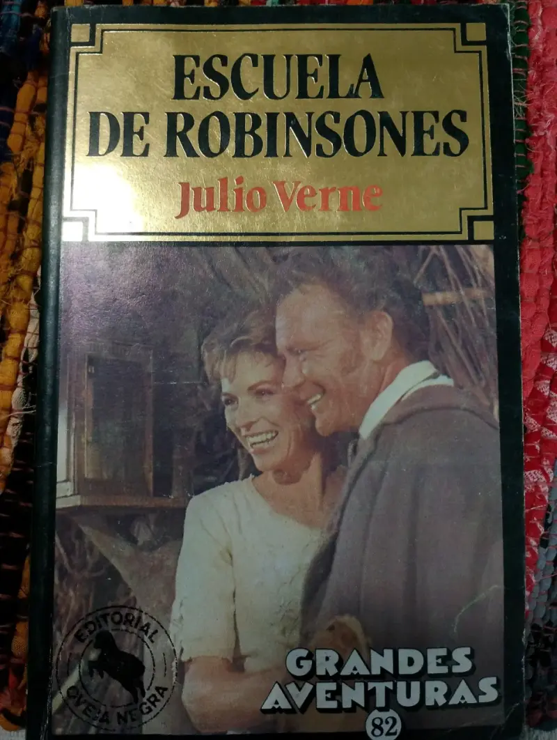 Libro Escuela de Robinsones Julio Verne - 1